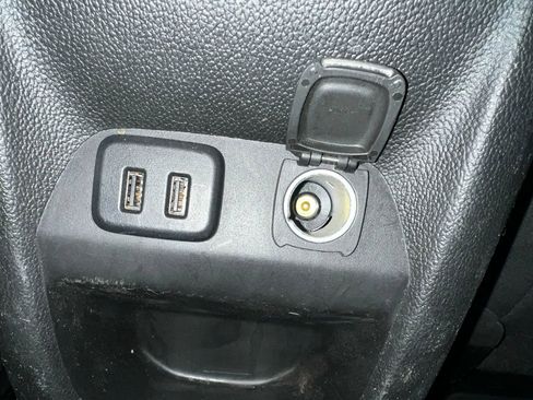 Used 2017 Chevrolet Colorado LT w/ LT Convenience Package image 21