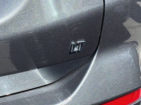Used 2022 Chevrolet Equinox LT FWD image 28
