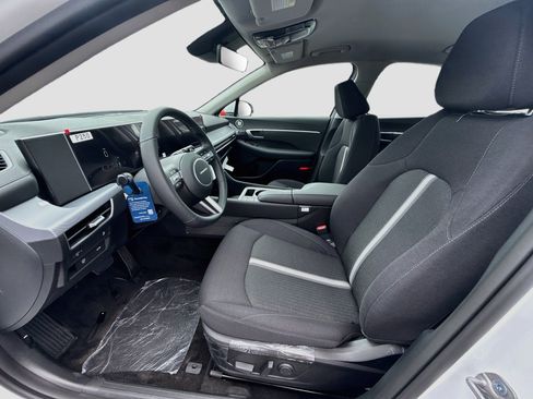 New 2026 Hyundai Sonata SEL FWD image 14