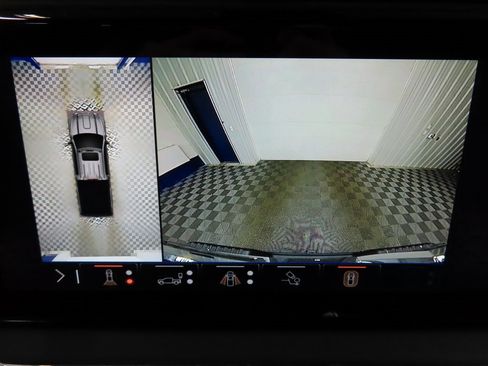 Used 2026 GMC Sierra 2500 Denali Ultimate image 16