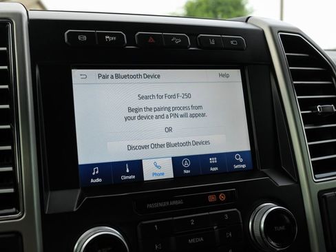 Used 2021 Ford F250 Platinum w/ FX4 Off-Road Package image 35