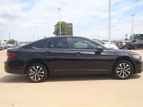 Used 2024 Volkswagen Jetta S FWD image 4