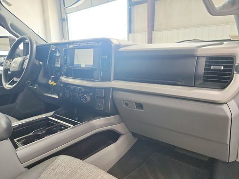 Used 2023 Ford F250 XLT w/ 360-Degree Camera Package AWD/4WD image 35