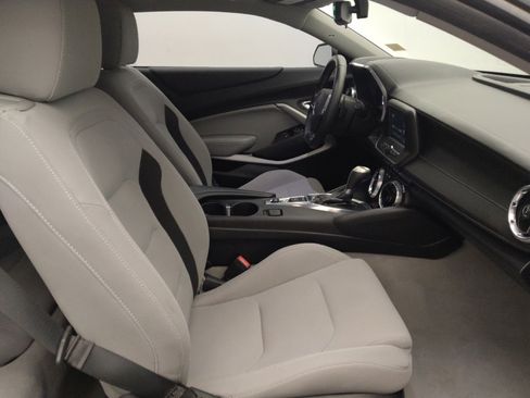 Used 2018 Chevrolet Camaro LT w/ RS Package image 21