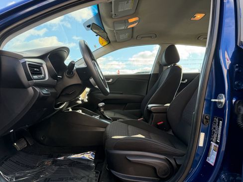 Used 2020 Kia Rio S image 13