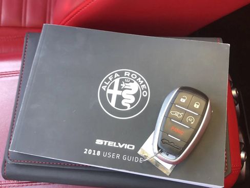 Used 2018 Alfa Romeo Stelvio Ti Lusso image 37