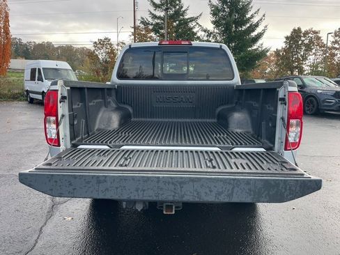 Used 2017 Nissan Frontier SV image 25