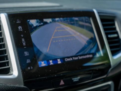 Used 2017 Honda Pilot Elite image 24