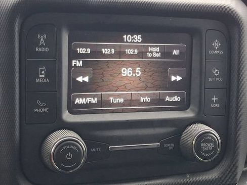 Used 2021 Jeep Wrangler Sport AWD/4WD image 16