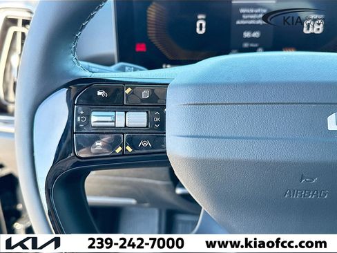 New 2026 Kia Sorento LX FWD image 33