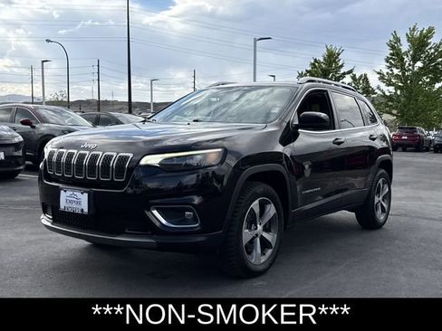 Used 2019 Jeep Cherokee Limited AWD/4WD image 7