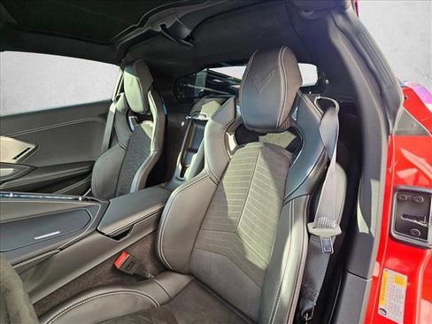 Used 2024 Chevrolet Corvette Stingray Preferred Cpe w/ Z51 Performance Package image 16