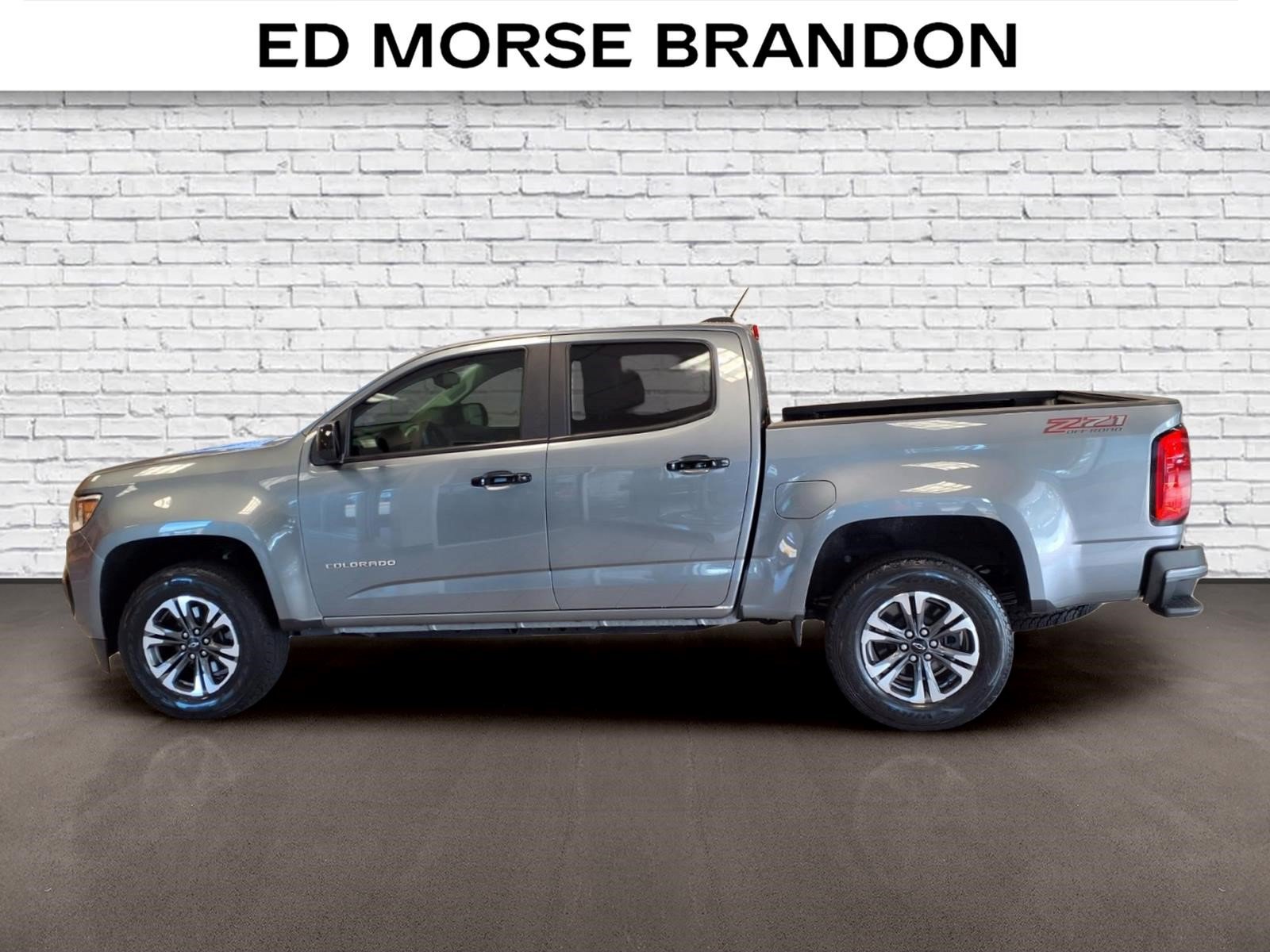 Used 2022 Chevrolet Colorado Z71 AWD/4WD image 2