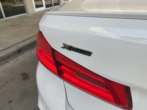 Used 2019 BMW M550i xDrive w/ Dynamic Handling Package AWD/4WD image 21