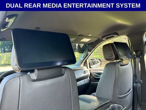 Used 2023 GMC Yukon AT4 w/ Max Trailering Package AWD/4WD image 2