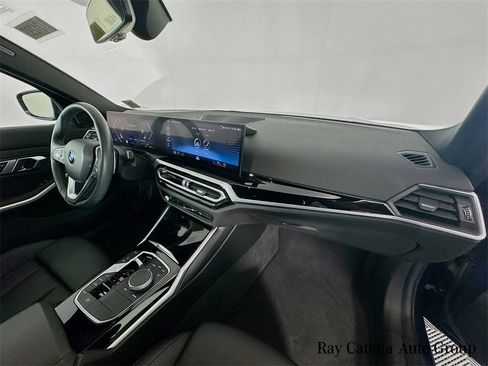 Used 2023 BMW 330i xDrive 330i xDrive w/ Driving Assistance Package image 30