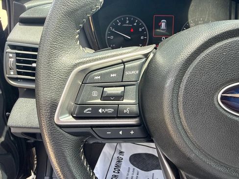 Used 2024 Subaru Outback Premium AWD/4WD image 12
