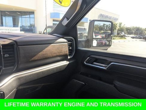 Used 2025 Chevrolet Silverado 3500 High Country w/ Technology Package AWD/4WD image 14
