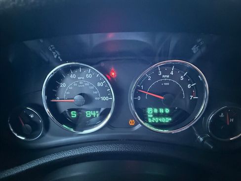 Used 2015 Jeep Wrangler Unlimited Sport AWD/4WD image 22