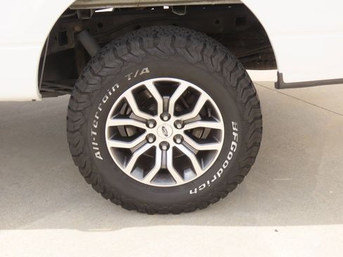 Used 2013 Ford F150 XLT w/ Trailer Tow Pkg AWD/4WD image 17