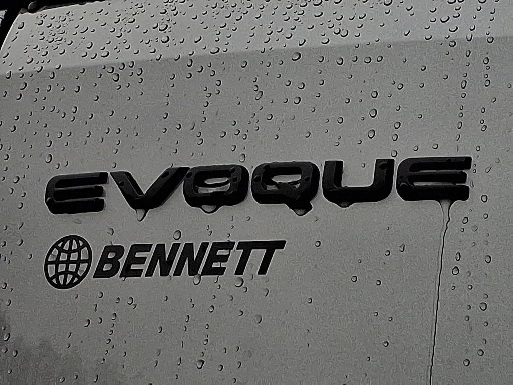 New 2026 Land Rover Range Rover Evoque Dynamic SE AWD/4WD image 18