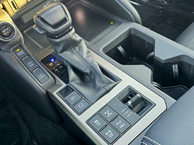 Used 2024 Toyota Land Cruiser AWD/4WD image 37