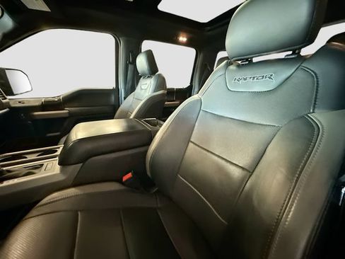 Used 2018 Ford F150 Raptor w/ Equipment Group 802A Luxury AWD/4WD image 21