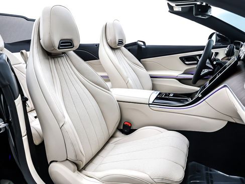 New 2026 Mercedes-Benz CLE 450 4MATIC Cabriolet image 8
