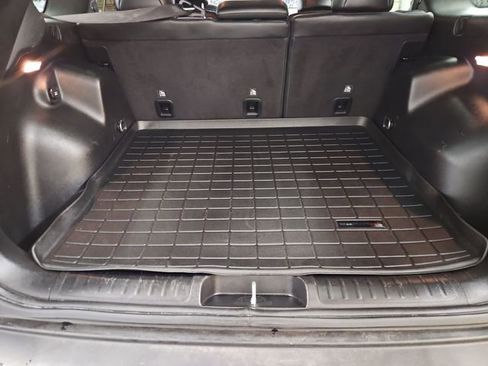 Used 2021 Jeep Cherokee Latitude Lux w/ Comfort/Convenience Group image 39