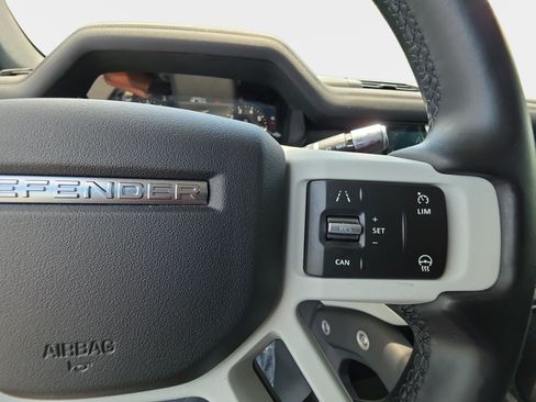 Used 2020 Land Rover Defender 110 First Edition AWD/4WD image 19
