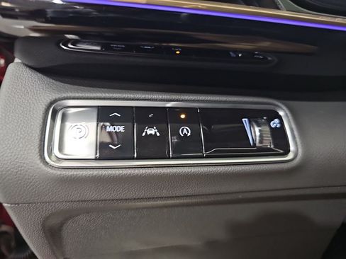 Used 2025 Buick Envision Avenir AWD/4WD image 28