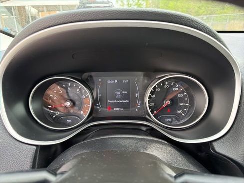 Used 2020 Jeep Compass Latitude image 23