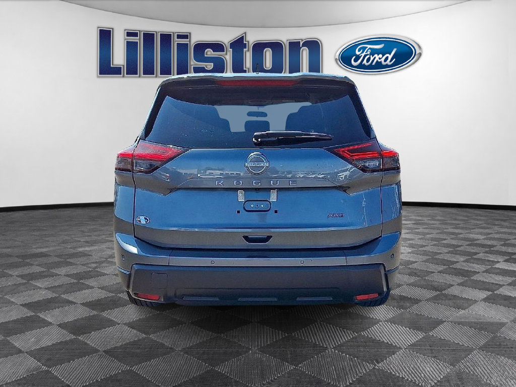 Used 2024 Nissan Rogue S AWD/4WD image 5