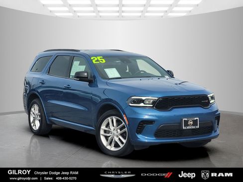 Used 2025 Dodge Durango GT image 1