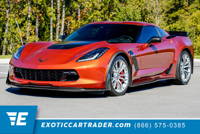 Used 2015 Chevrolet Corvette Z06 w/ Z07 Performance Package RWD image 1