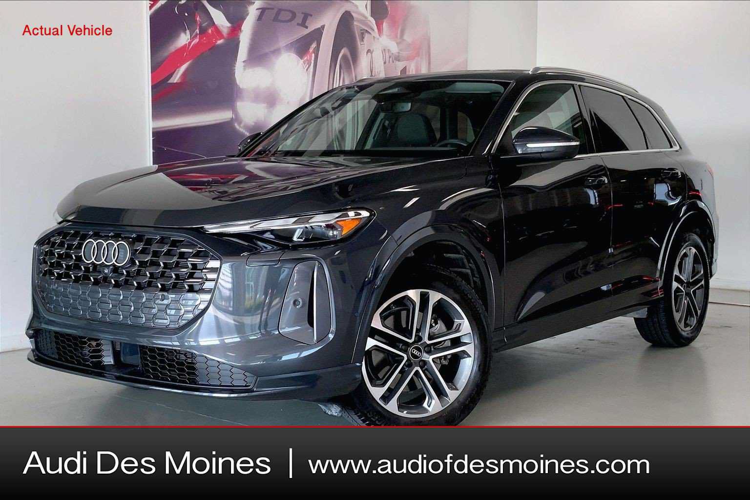 Certified 2025 Audi Q5 Premium w/ Convenience Package AWD/4WD image 1