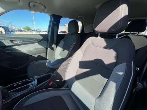 Used 2025 Chevrolet TrailBlazer LT FWD image 36