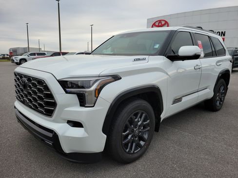 New 2026 Toyota Sequoia Platinum image 3