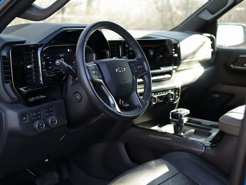 Certified 2023 Chevrolet Silverado 1500 ZR2 w/ Technology Package image 9