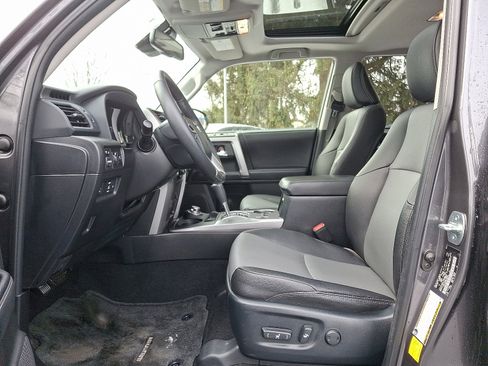 Used 2022 Toyota 4Runner SR5 Premium w/ Moonroof Package image 13