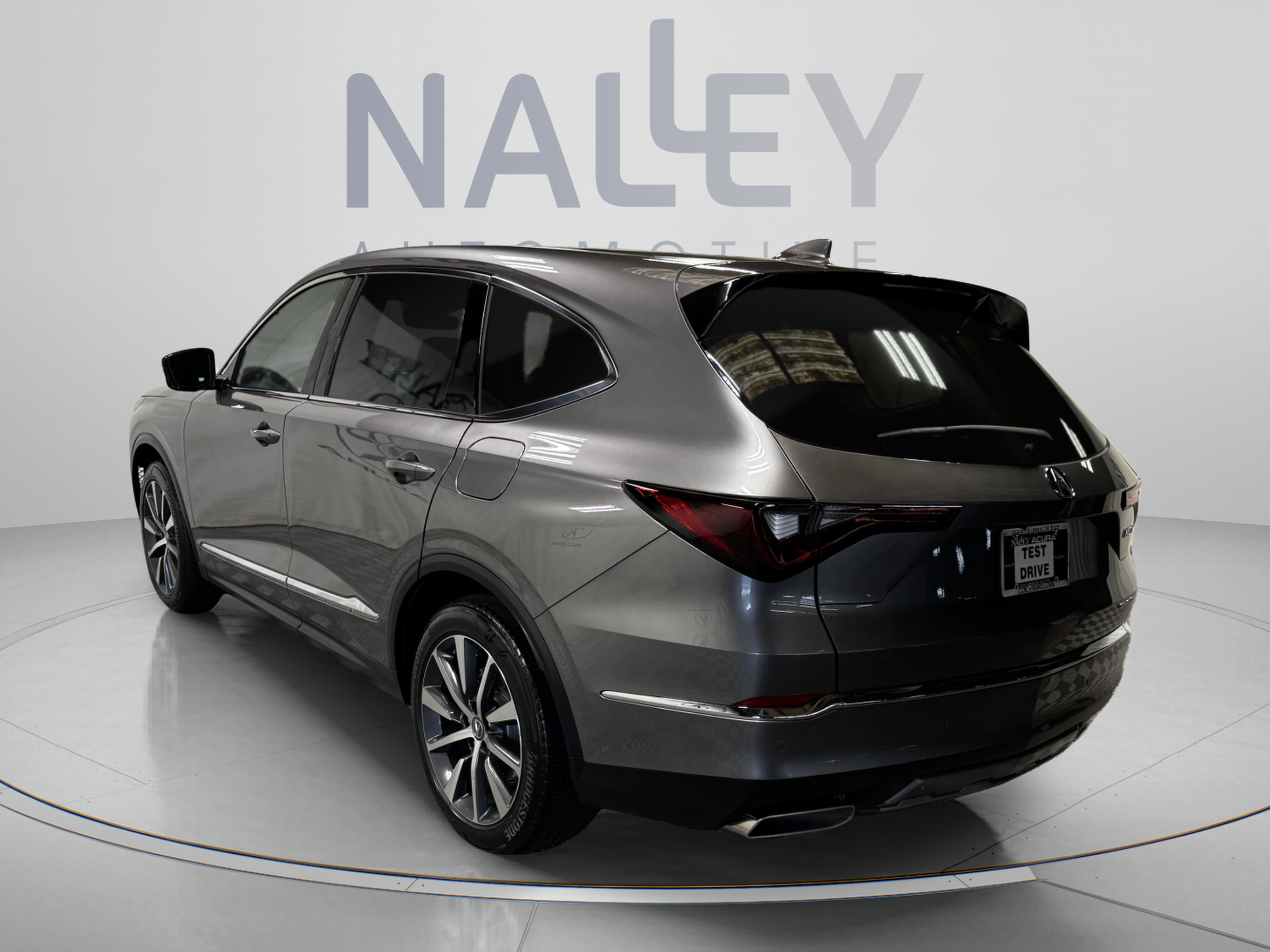 Certified 2025 Acura MDX w/ Technology Package AWD/4WD image 3