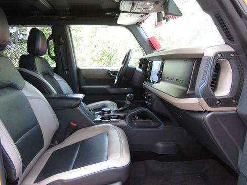 Used 2021 Ford Bronco Wildtrak AWD/4WD image 18