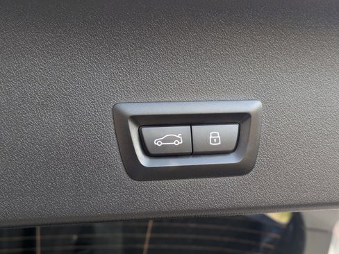 Used 2025 BMW X3 xDrive30i image 13