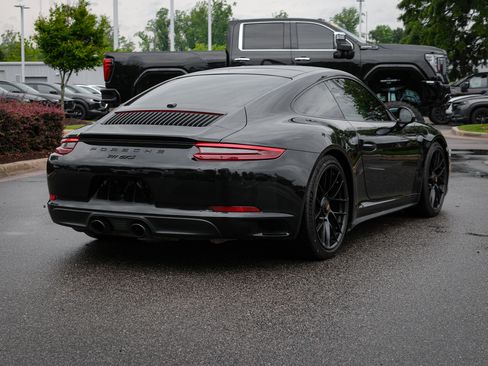 Used 2019 Porsche 911 Carrera GTS RWD image 10
