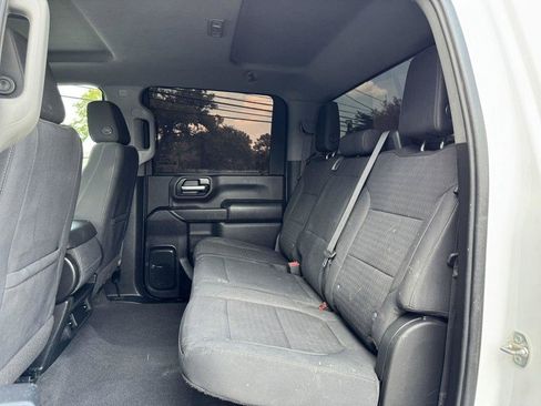 Used 2021 Chevrolet Silverado 2500 LT AWD/4WD image 17