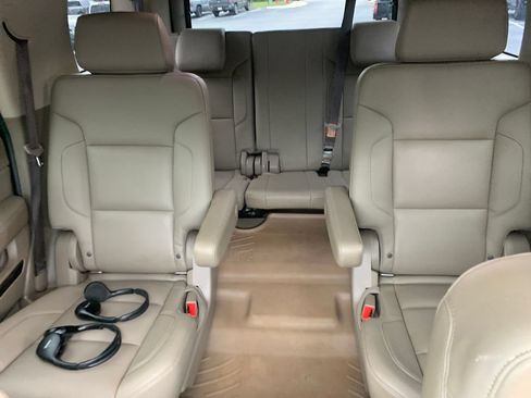 Used 2020 GMC Yukon SLT w/ Open Road Package AWD/4WD image 25