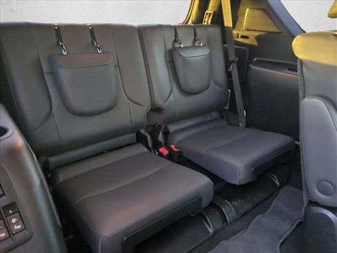 Used 2023 Lexus GX 460 Premium w/ Accessory Package image 20