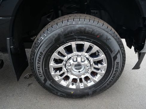 Used 2020 Ford F250 XLT w/ XLT Premium Package AWD/4WD image 40