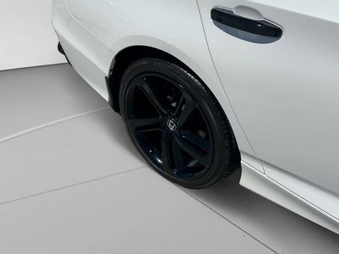 Used 2019 Honda Accord Sport image 25