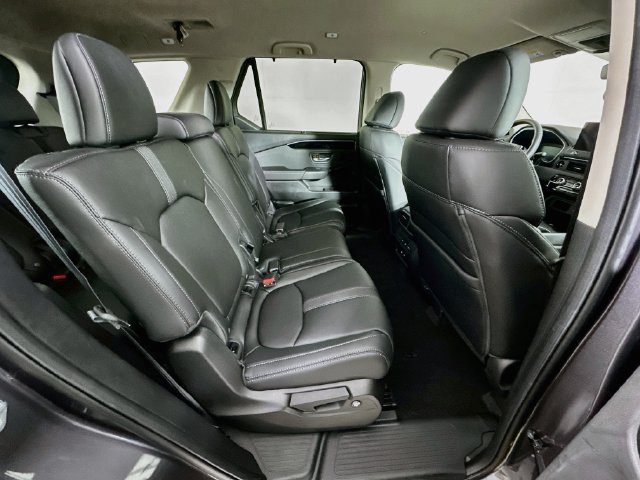 Used 2026 Honda Pilot EX-L image 9